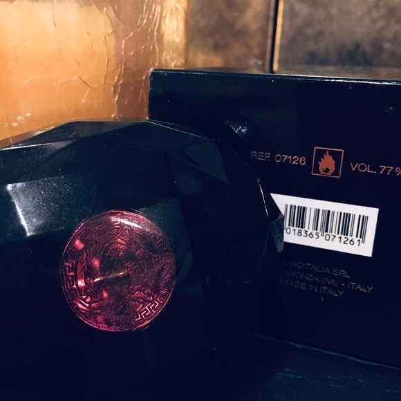 Versace Noir - Picture 2 of 3